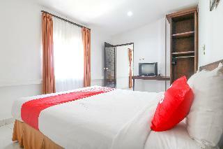 Oyo 1666 Grand Pudjawan Hotel