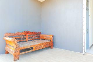 Oyo 2308 Seven Season Residence