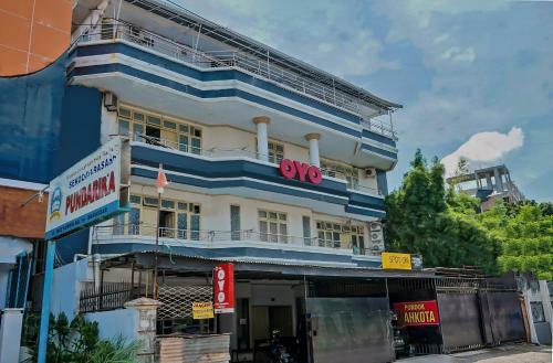 Oyo 2186 Pondok Mahkota