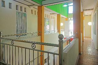 Oyo 1587 Graha Homestay