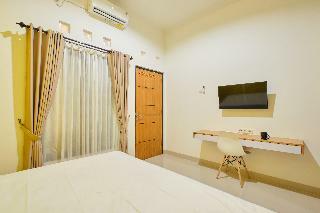 Oyo Life 2374 Alika Syariah