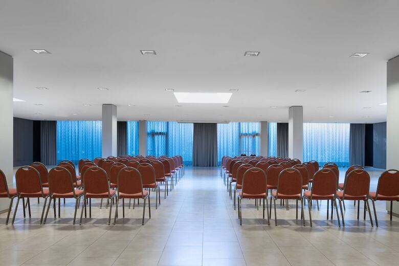 AC Hotel Gav� Mar By Marriott