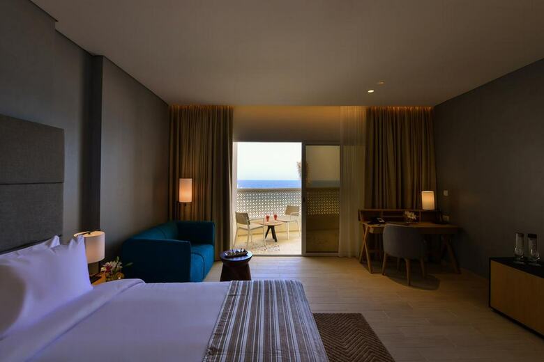 Hotel Sealine Beach. A Murwab Resort
