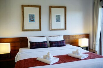 Yoma Hotel, Pai