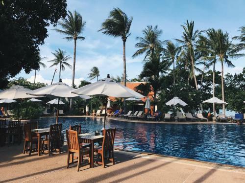 Chaweng Blue Lagoon Hotel
