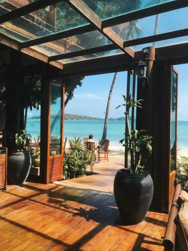 Chaweng Blue Lagoon Hotel