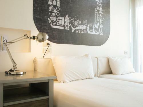Refillnow! Hostel