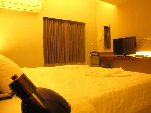 Hotel At One Service
