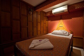 Hotel Golden House