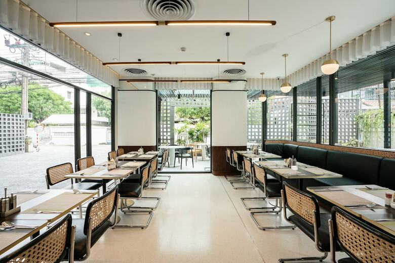 Hotel At Mind Executive Suites