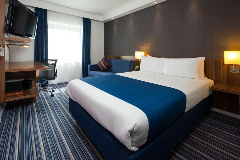 Hotel Holiday Inn Express Wimbledon South