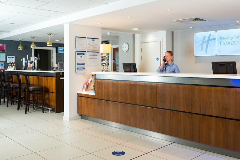 Hotel Holiday Inn Express Wimbledon South
