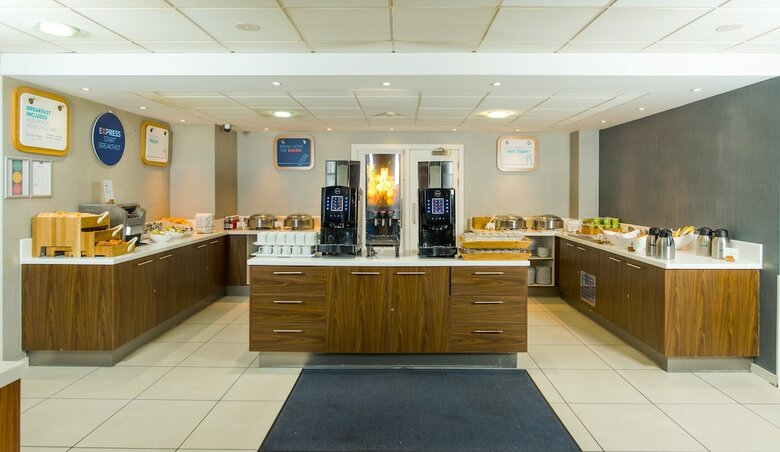 Hotel Holiday Inn Express Wimbledon South