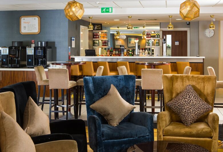 Hotel Holiday Inn Express Wimbledon South