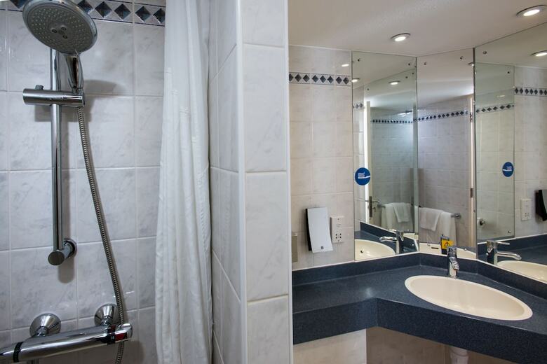 Hotel Holiday Inn Express Wimbledon South