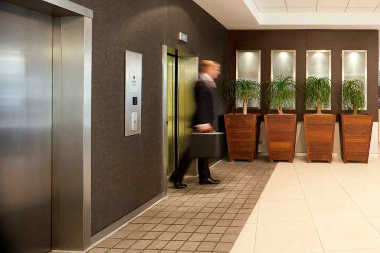 Hotel Novotel London City South