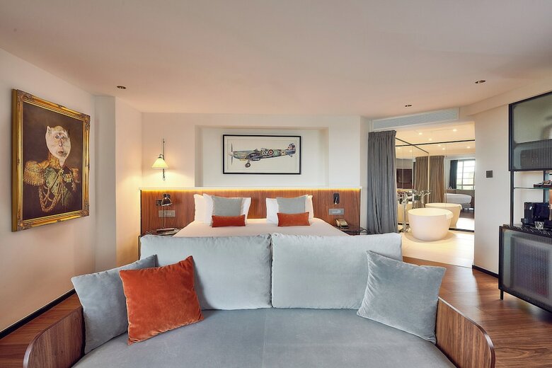 Melia White House Hotel