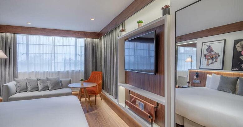 Melia White House Hotel