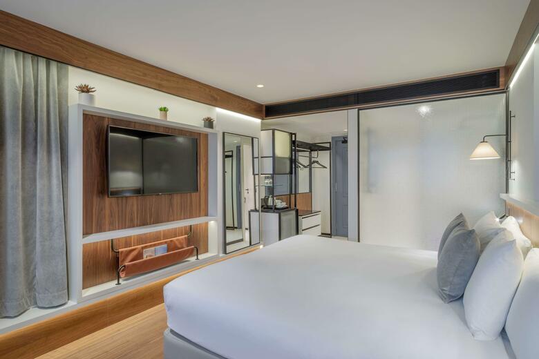 Melia White House Hotel