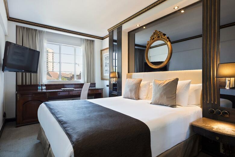 Melia White House Hotel