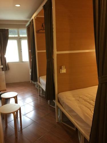 Albergue Vx The Fifty