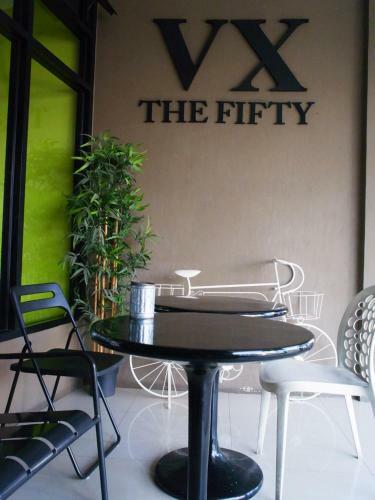 Albergue Vx The Fifty