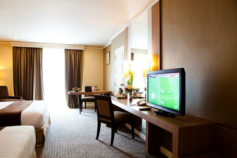 Hotel Royal Princess Larn Luang