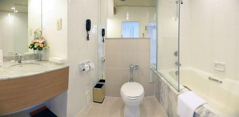 Hotel Royal Princess Larn Luang