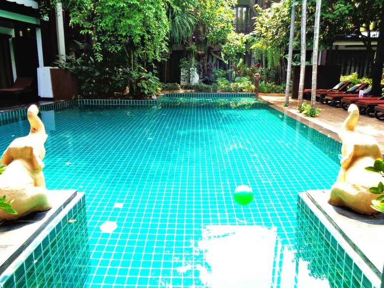 Hotel Yantarasri Resort