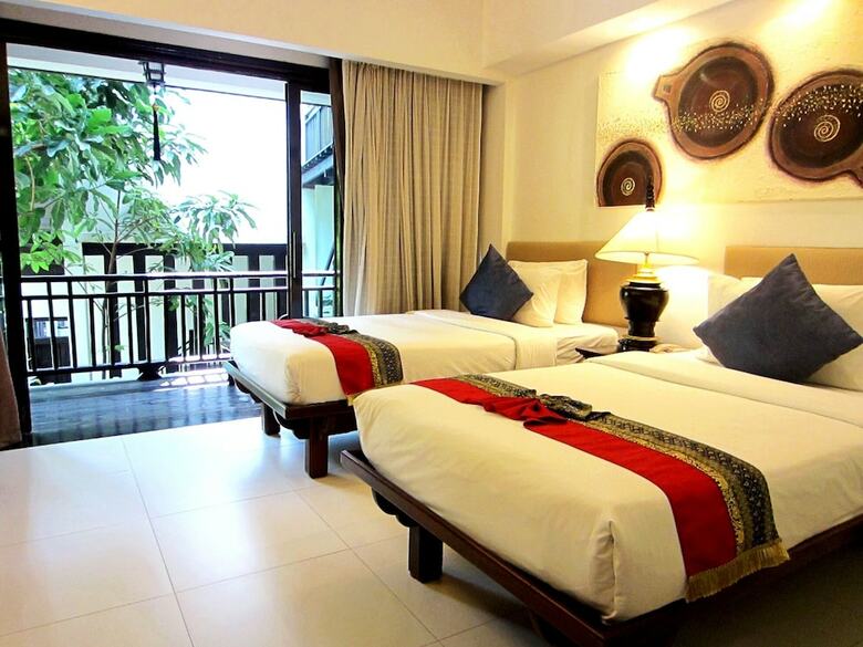 Hotel Yantarasri Resort