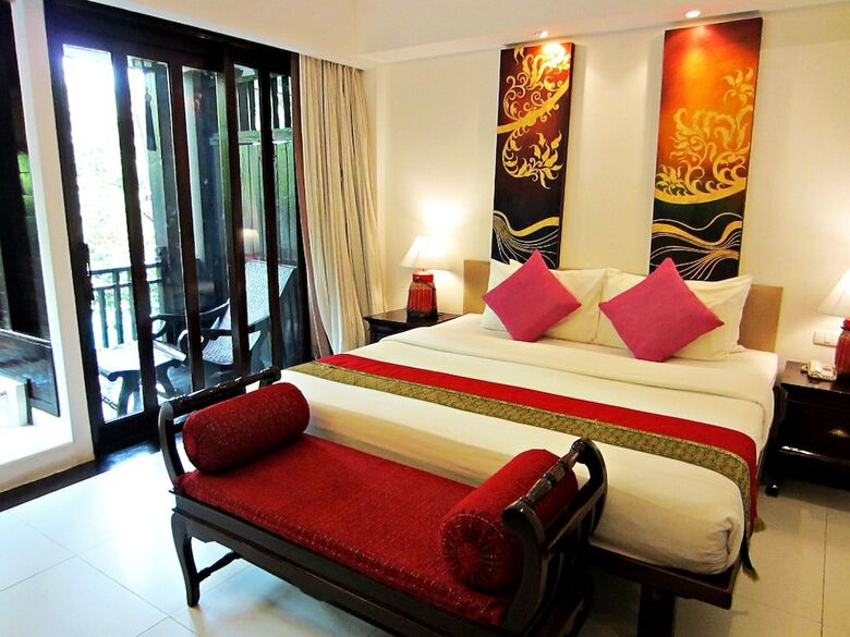 Hotel Yantarasri Resort
