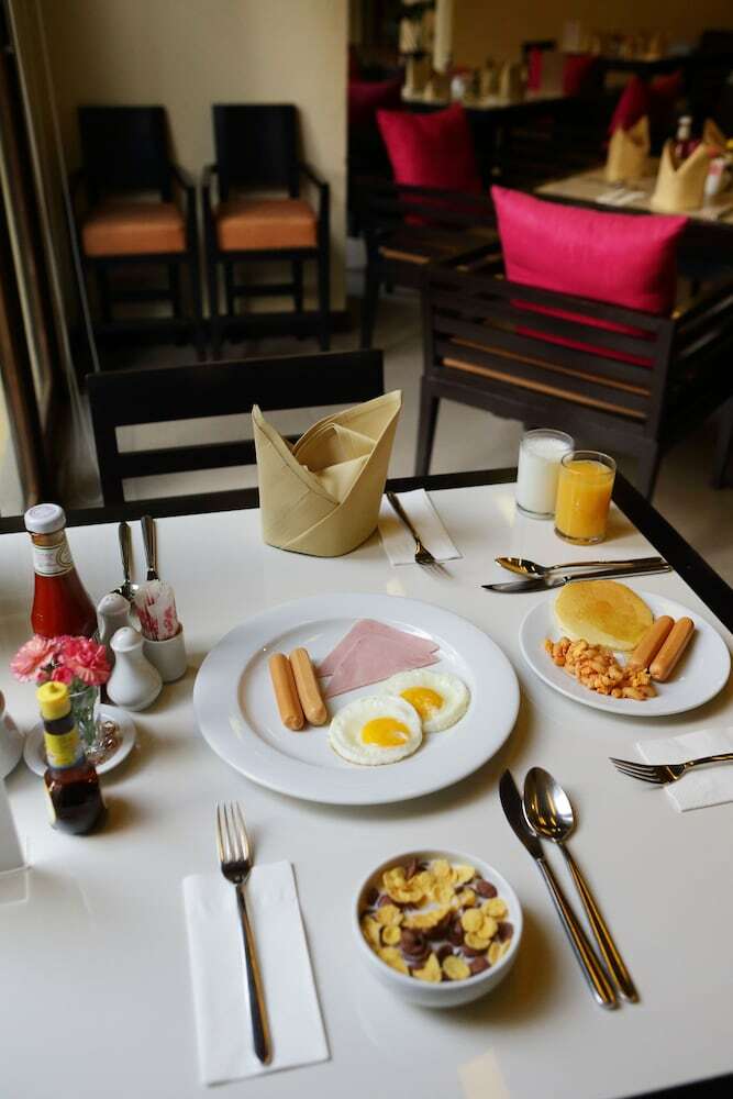 De Chai The Colonial Hotel