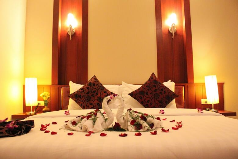 Patong Hemingway's Hotel