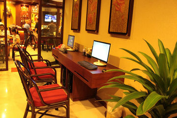 Patong Hemingway's Hotel