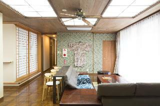 Guesthouse Hakozaki Garden