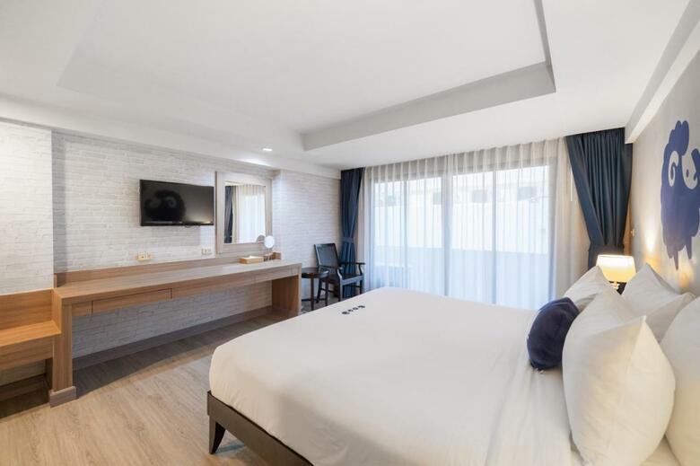 Hotel White Sand Resortel, Patong