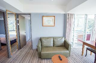 Pacific Hot Spring Hotel, Green Bay