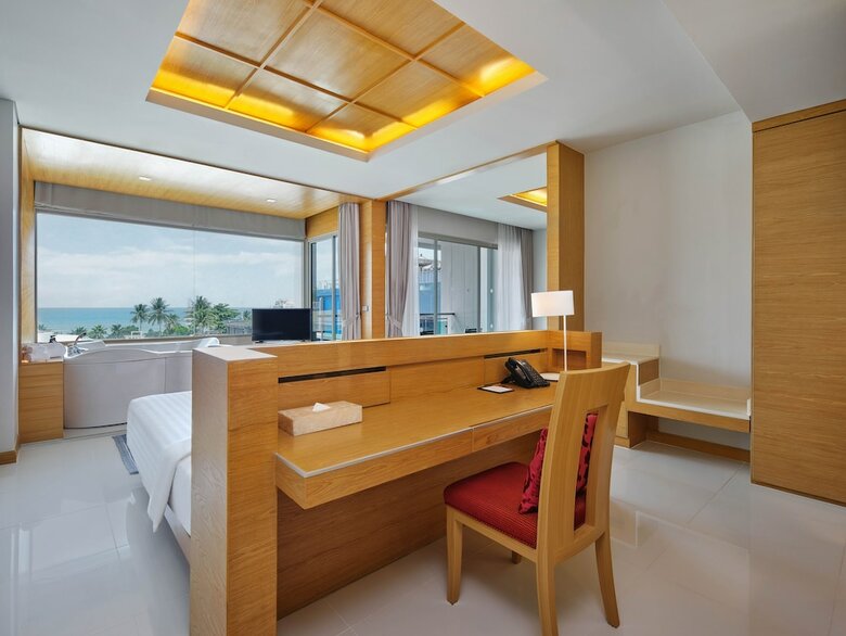 Hotel The Kee Resort & Spa