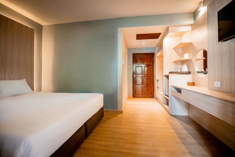 Hotel Thanthip Beach Resort