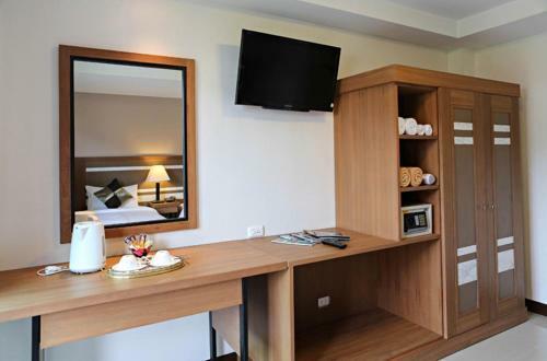 Patong V Hotel