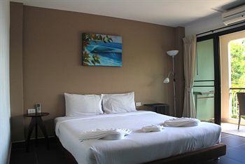 Hotel Baan Andaman Sea Surf