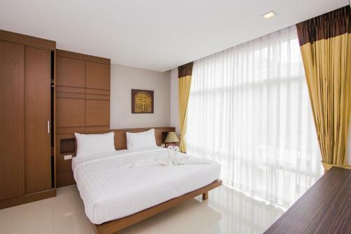 Hotel Baan Lukkan Patong Resort