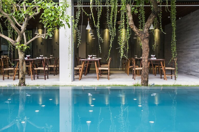 Hotel Mulberry Collection Silk Eco