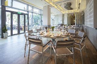 Hotel The Costa Nha Trang Residences