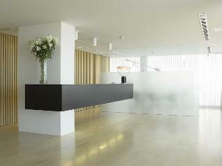 Meraki Beach Hotel
