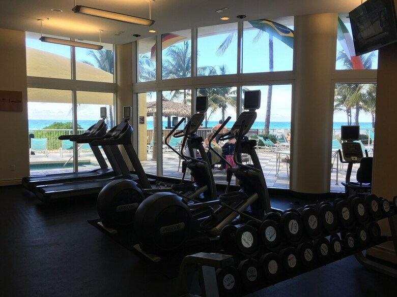 Hotel Doubletree Ocean Point Resort & Spa