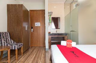 Hotel Reddoorz Plus @ My Dinh Song Da