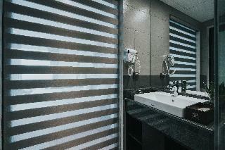 Aha Commencer Hotel Hanoi