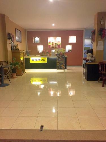 Apartamentos Pornthep Mansion