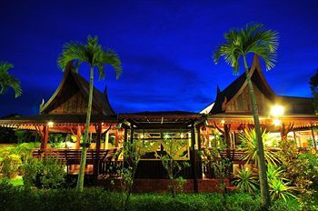 Hotel Maleedee Bay Resort